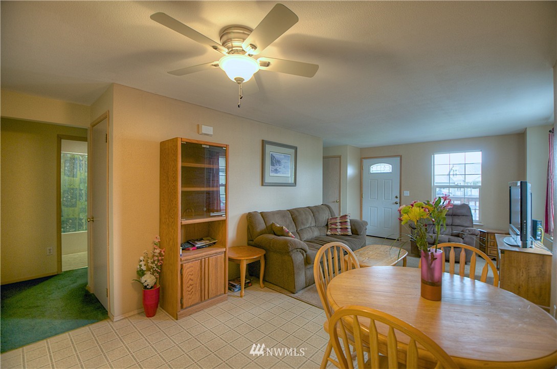 18008 Iris Place Southwest Rochester, WA 98579 - Photo 7 of 24