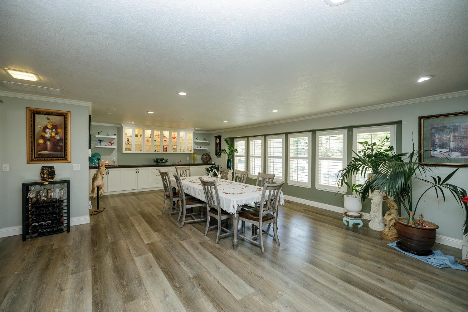 404 West Rumble Road Modesto, CA 95350 - Photo 8 of 47 Gallery Image 8
