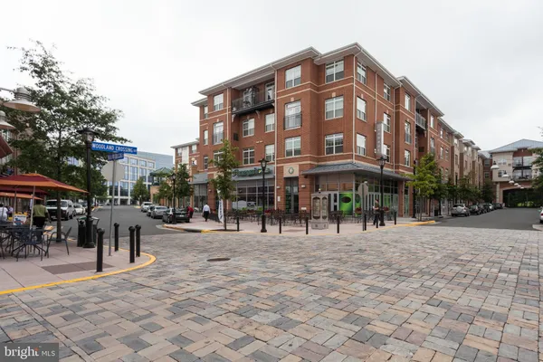 $2,450 | 12913 Centre Park Circle, Unit 207, Herndon, VA 20171