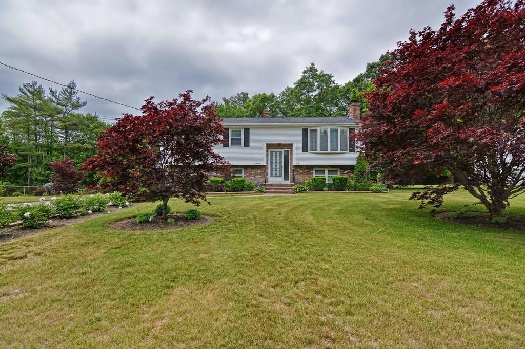 73 Eleanor Road Raynham, MA 02767 - Photo 2 of 42 Gallery Image 2