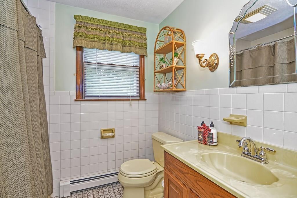 73 Eleanor Road Raynham, MA 02767 - Photo 28 of 42 Gallery Image 28