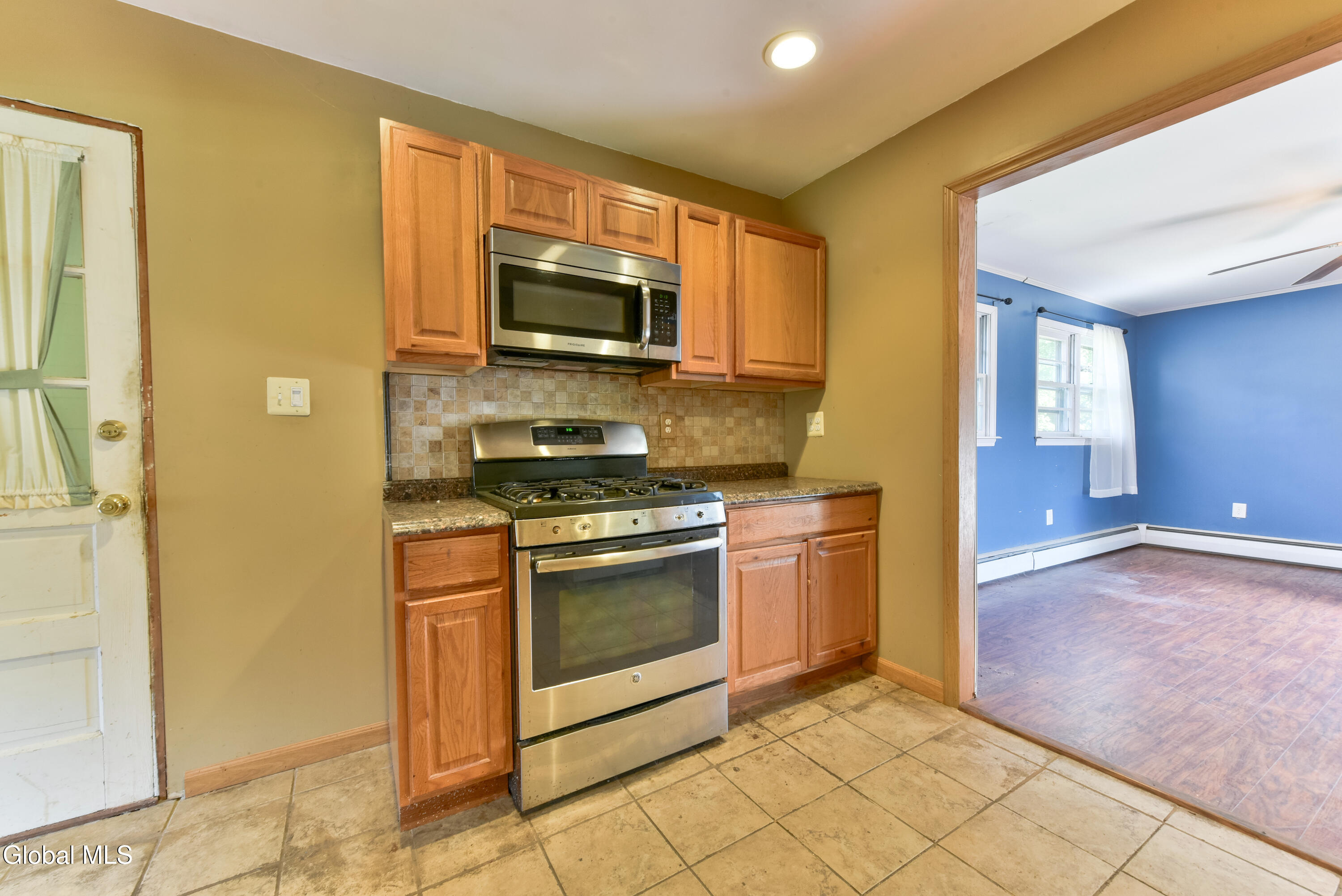 59 Werner Road Halfmoon, NY 12065 - Photo 11 of 55 11