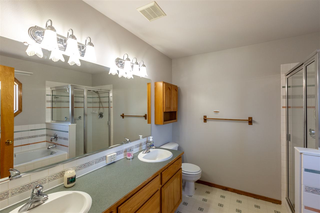 15529 North Lloyd Road Mead, WA 99021 - Photo 12 of 20