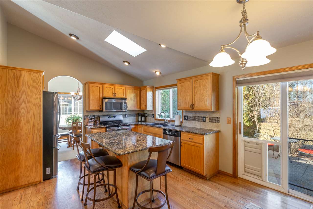 15529 North Lloyd Road Mead, WA 99021 - Photo 5 of 20