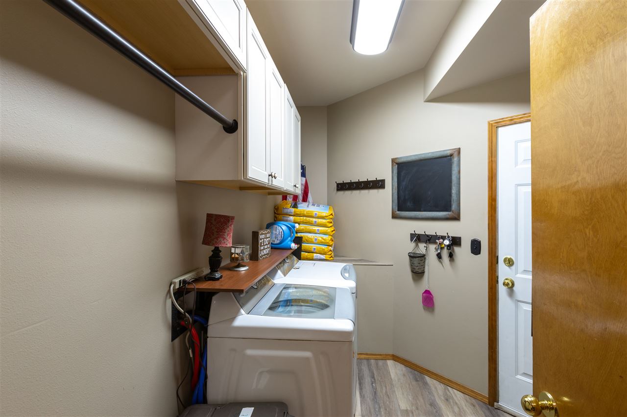 15529 North Lloyd Road Mead, WA 99021 - Photo 8 of 20