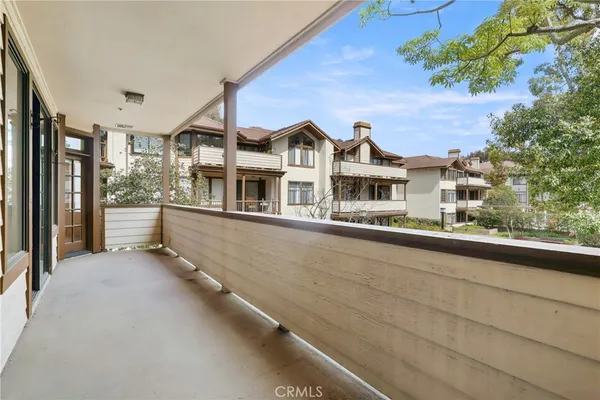 $699,000 | 2571 Plaza Del Amo, Unit 209, Torrance, CA 90503
