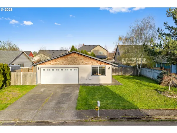 $420,000 | 163 Indian Oak Court, Molalla, OR 97038