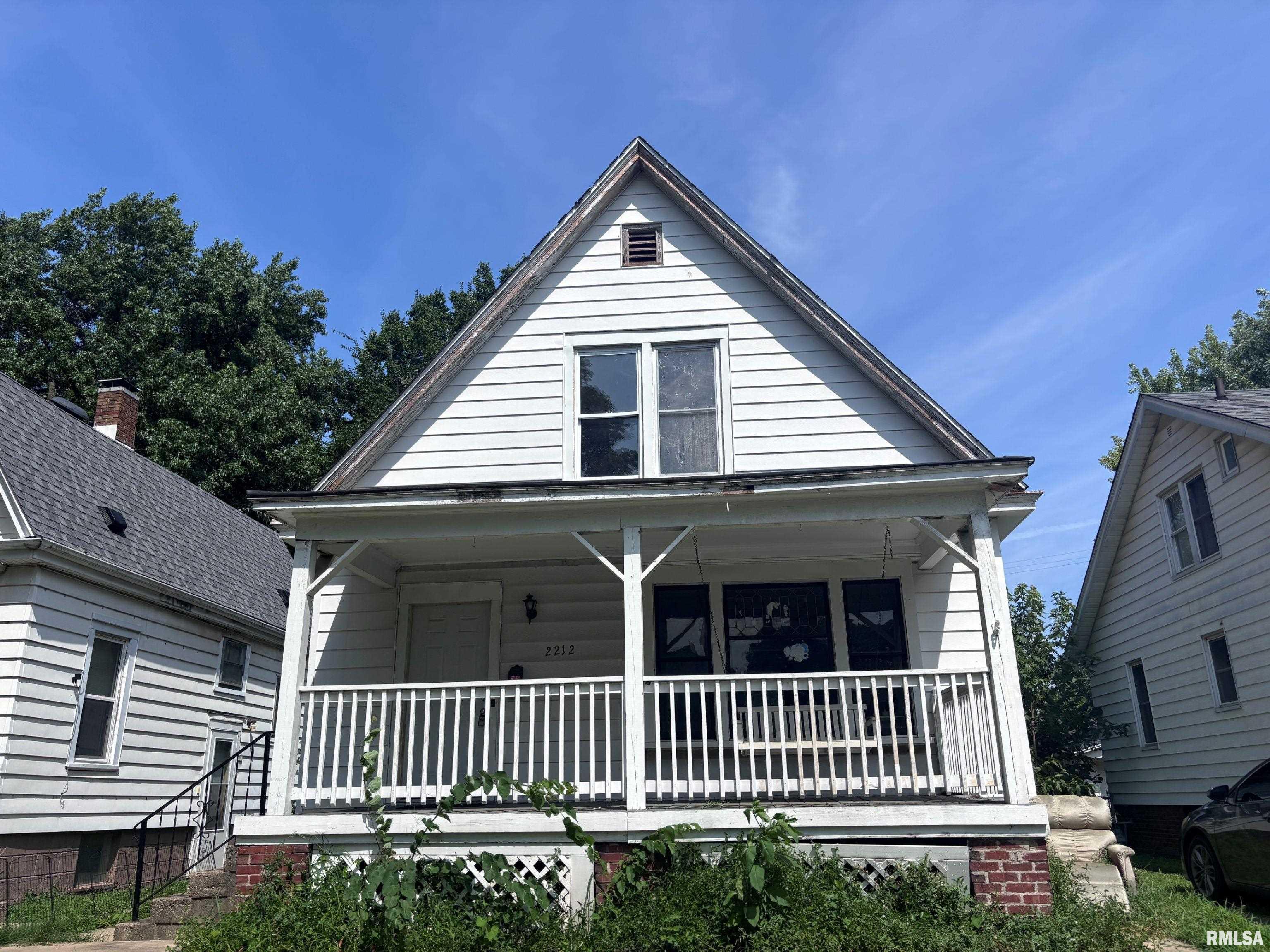 2212 South 10th Street Springfield, IL 62703 - Photo 1 of 10 Gallery Image 1