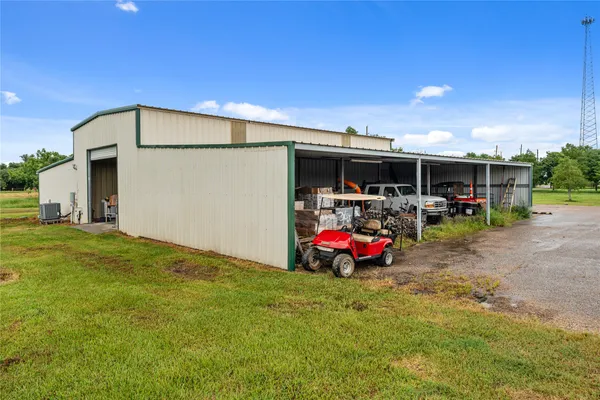 $2,825,000 | 23111 Farm To Market 1462, Needville, TX 77461