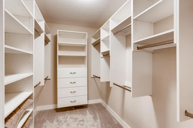 $900,000 | 4310 Deere Trail, Chaska, MN 55318