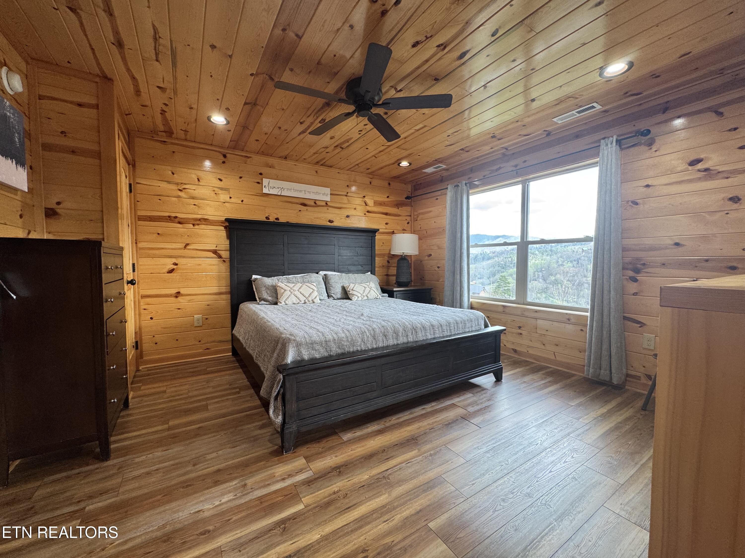 4228 Wears Valley Road, Unit 181 Sevierville, TN 37862 - Photo 20 of 30 IMG_3997