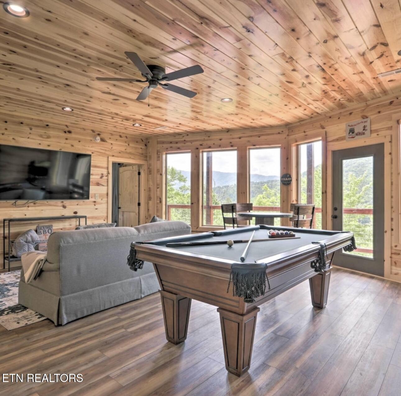 4228 Wears Valley Road, Unit 181 Sevierville, TN 37862 - Photo 26 of 30 IMG_3844