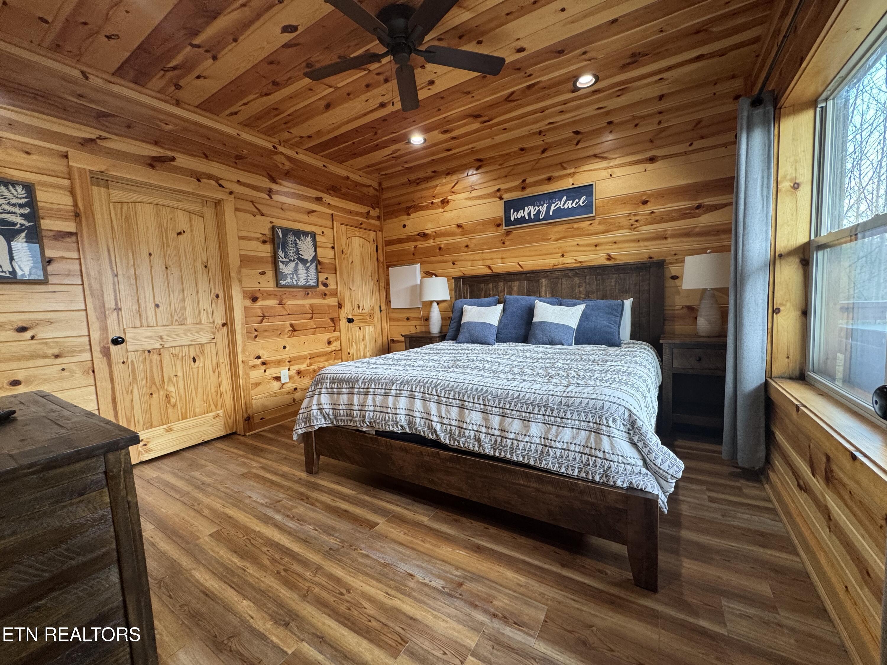 4228 Wears Valley Road, Unit 181 Sevierville, TN 37862 - Photo 28 of 30 IMG_3995
