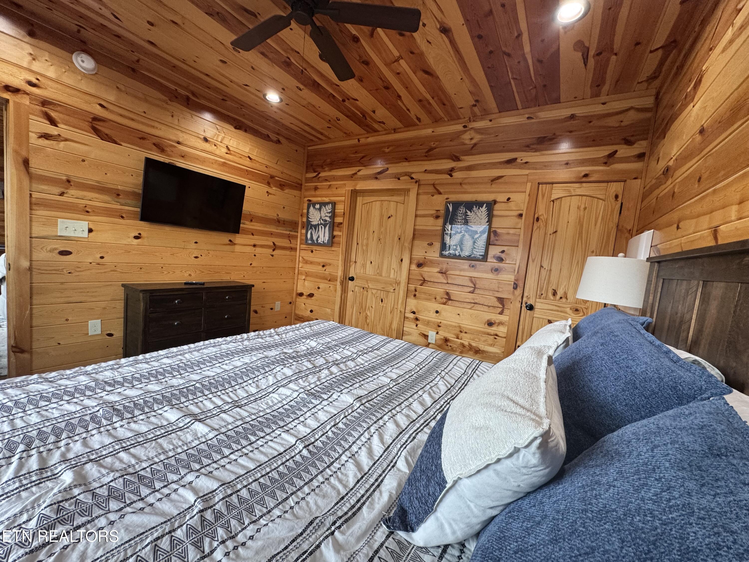 4228 Wears Valley Road, Unit 181 Sevierville, TN 37862 - Photo 29 of 30 IMG_3996