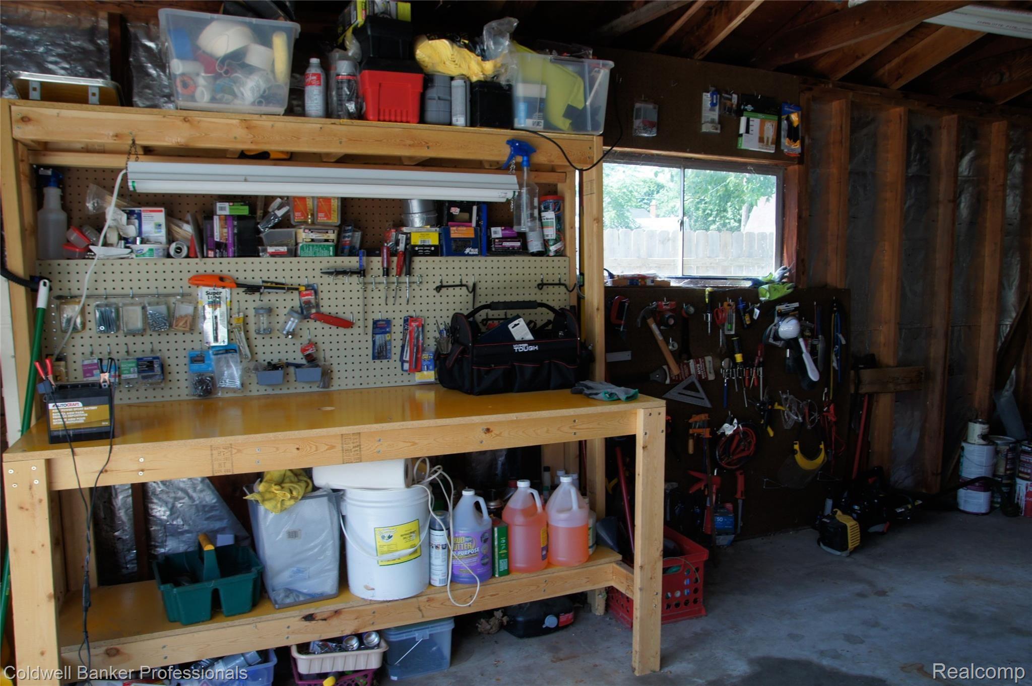 7965 Harding Street Taylor, MI 48180 - Photo 23 of 23 Garage Work bench.JPG