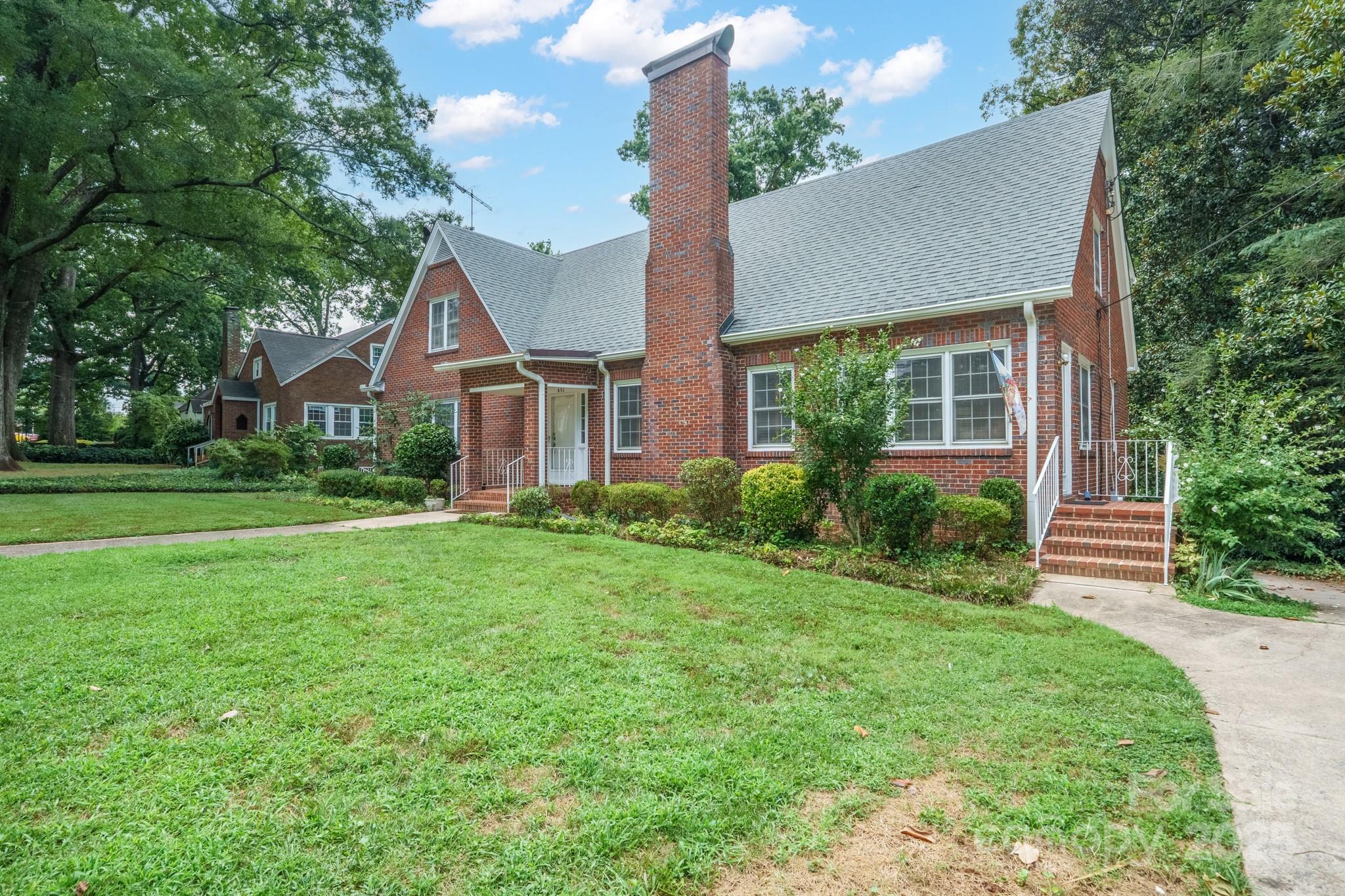 431 Sullivan Road Statesville, NC 28677 - Photo 3 of 44 Gallery Image 3