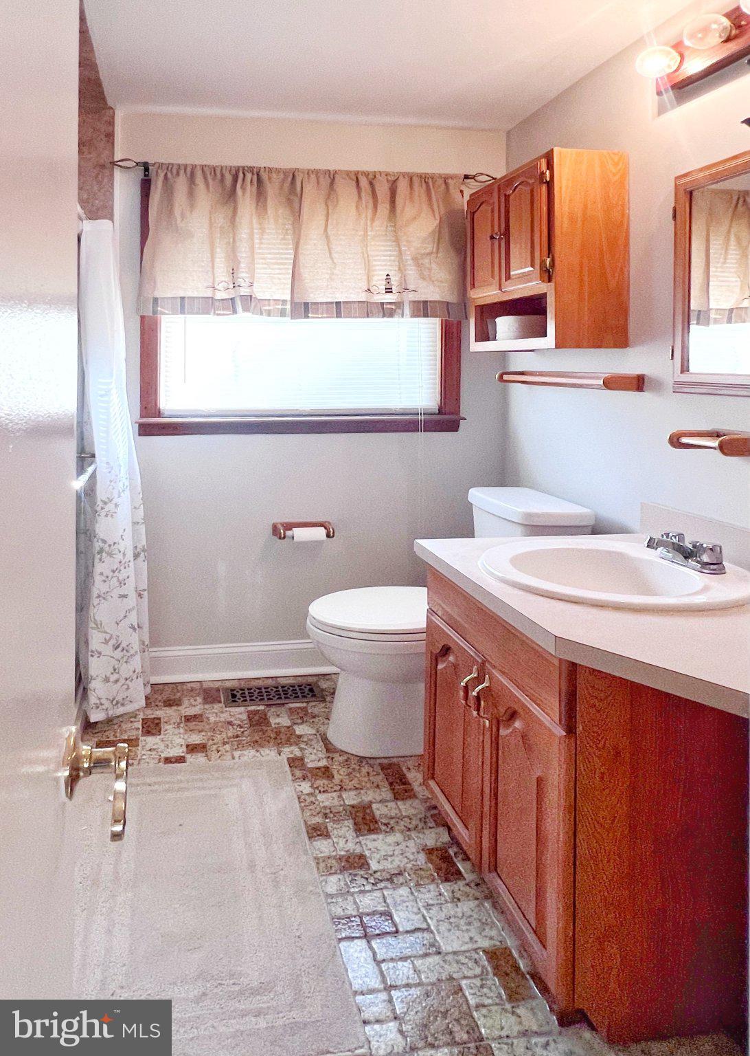 205 Phillips Avenue Magnolia, NJ 08049 - Photo 12 of 16 Gallery Image 12