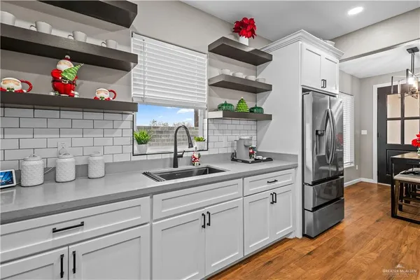 $288,000 | 801 North Buxton Avenue, Edinburg, TX 78541