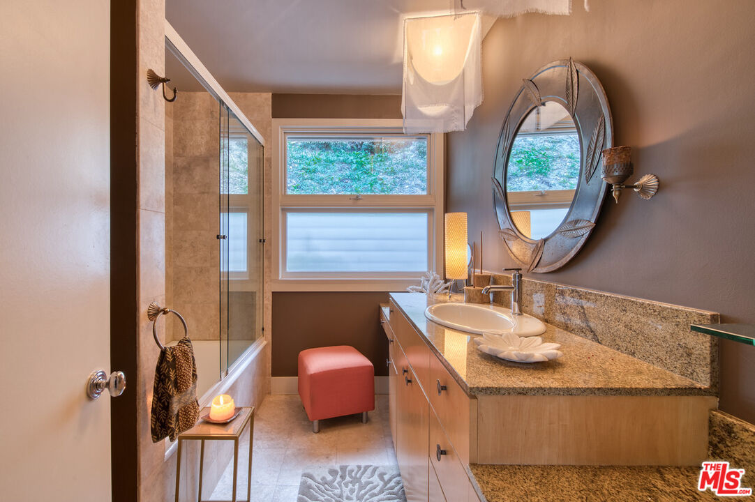 3827 Rhodes Avenue Studio City, CA 91604 - Photo 20 of 28