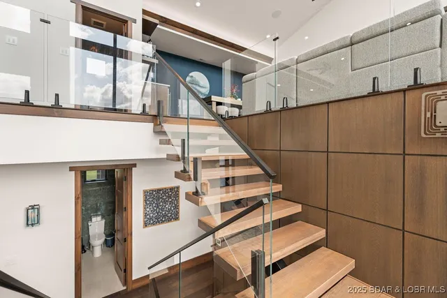 $3,600,000 | 117 Lost Spike Court, Camdenton, MO 65020