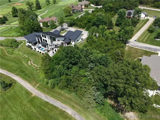 $3,600,000 | 117 Lost Spike Court, Camdenton, MO 65020