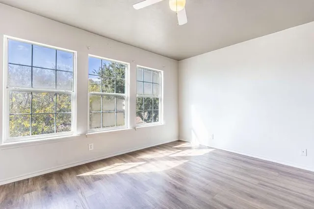 $2,799 | 1422 Meadow Parkway, San Marcos, TX 78666