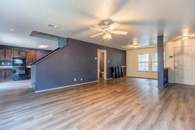 $2,799 | 1422 Meadow Parkway, San Marcos, TX 78666