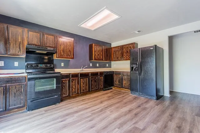 $2,799 | 1422 Meadow Parkway, San Marcos, TX 78666