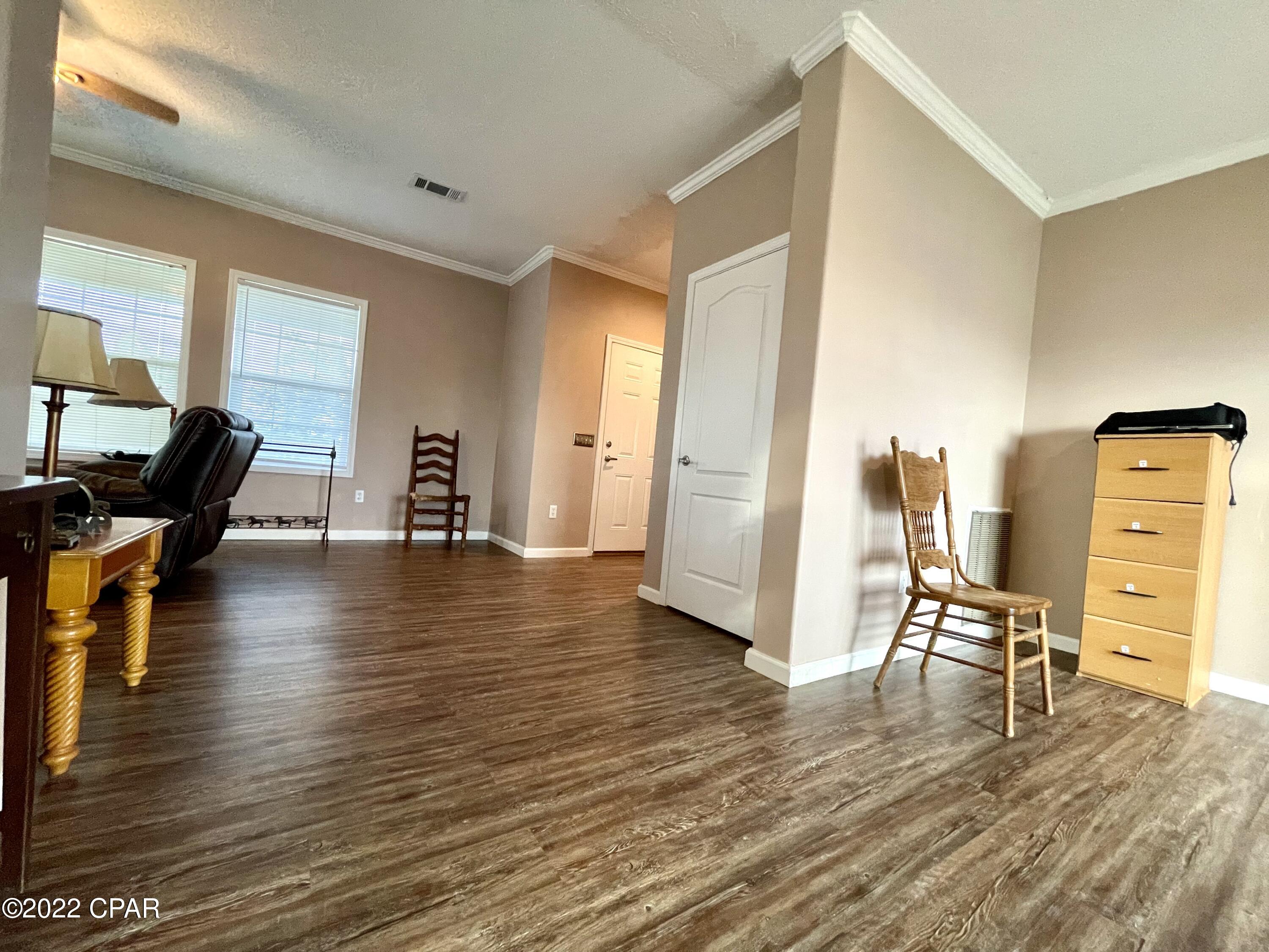 6911 Chips Drive Grand Ridge, FL 32442 - Photo 26 of 36 Gallery Image 26