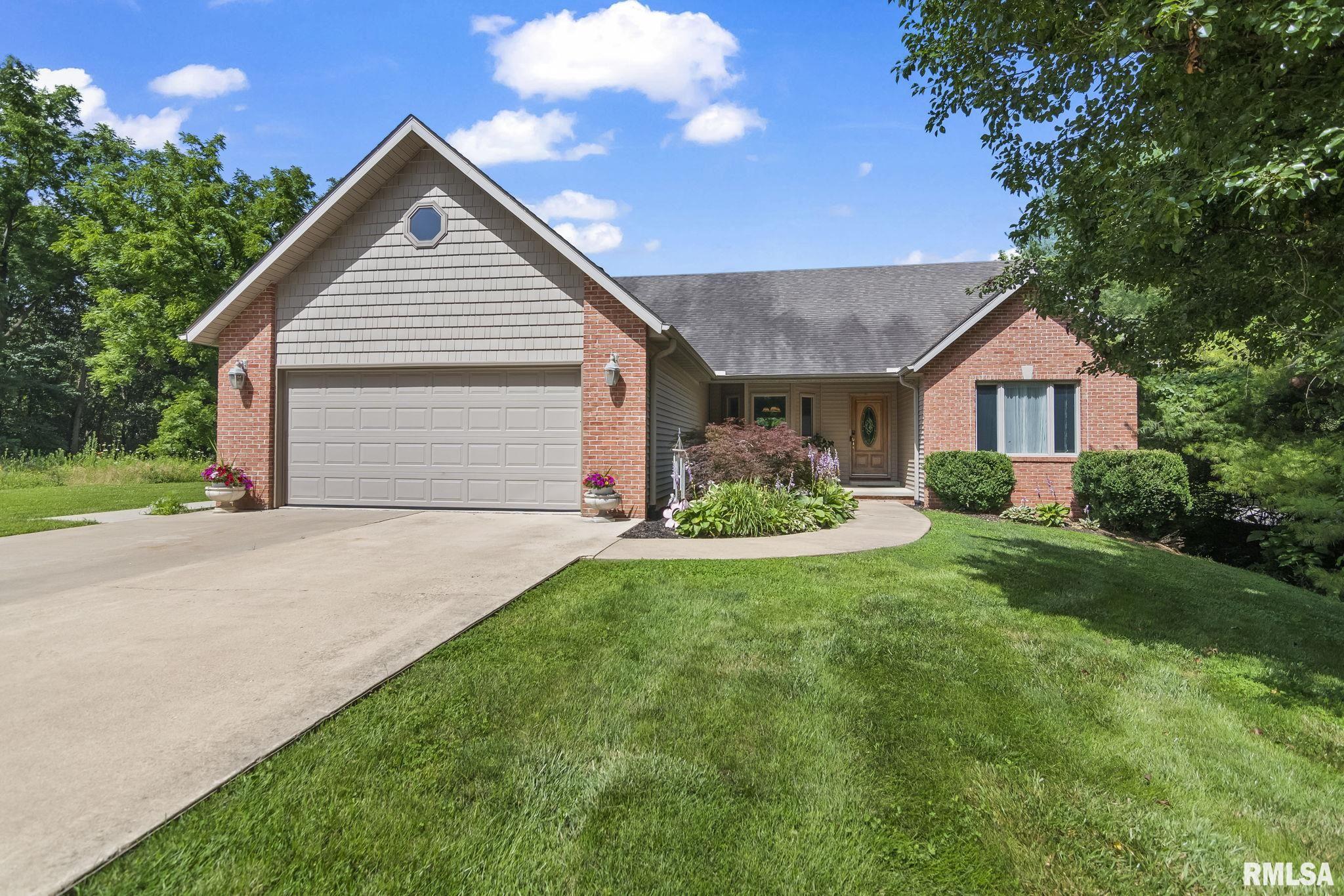 2450 Old Beardstown Road Springfield, IL 62702 - Photo 1 of 50