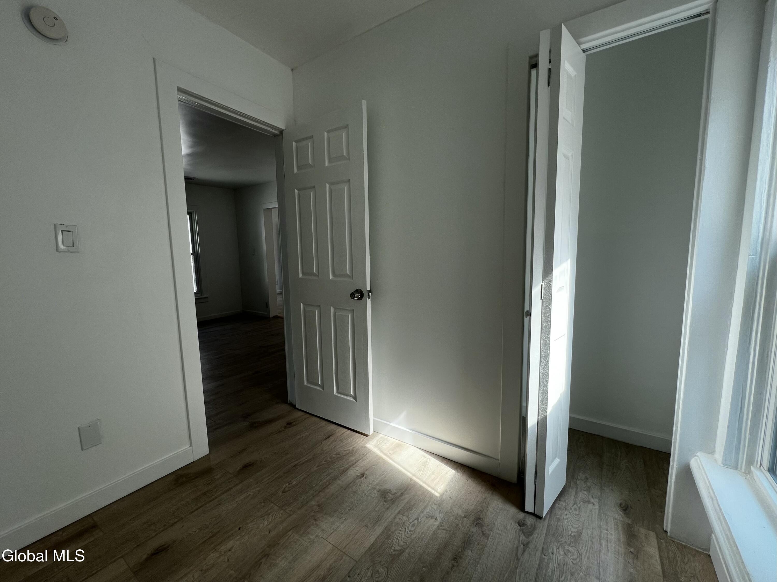 21 Grove Place, Unit 2 Schenectady, NY 12307 - Photo 14 of 27 IMG_0948