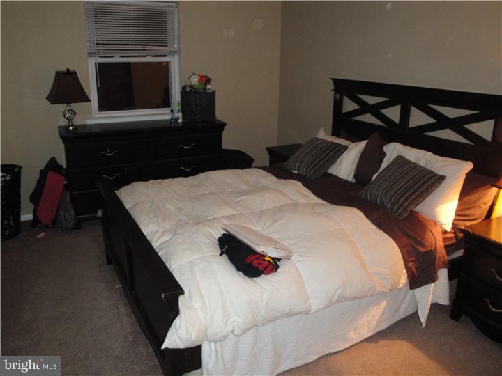 12415 Barbary Road Philadelphia, PA 19154 - Photo 3 of 8 Unit #1