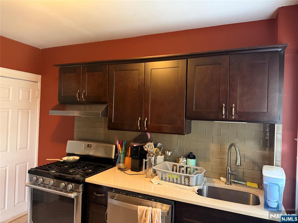 106 Carlton Avenue East Rutherford, NJ 07073 - Photo 10 of 29