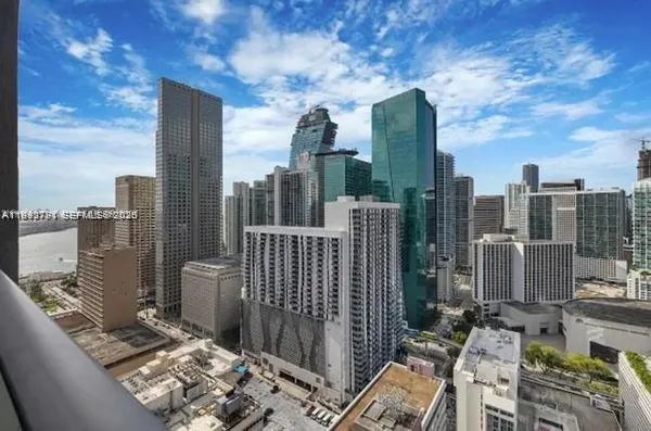 $3,800 | 151 Southeast 1st Street, Unit 3111, Miami, FL 33131