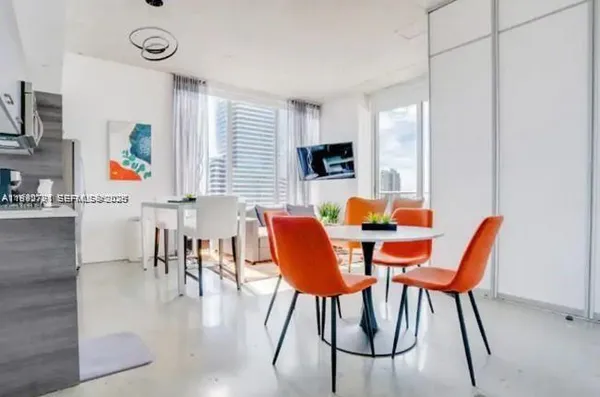 $3,800 | 151 Southeast 1st Street, Unit 3111, Miami, FL 33131
