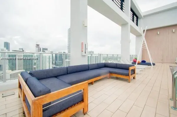 $3,800 | 151 Southeast 1st Street, Unit 3111, Miami, FL 33131