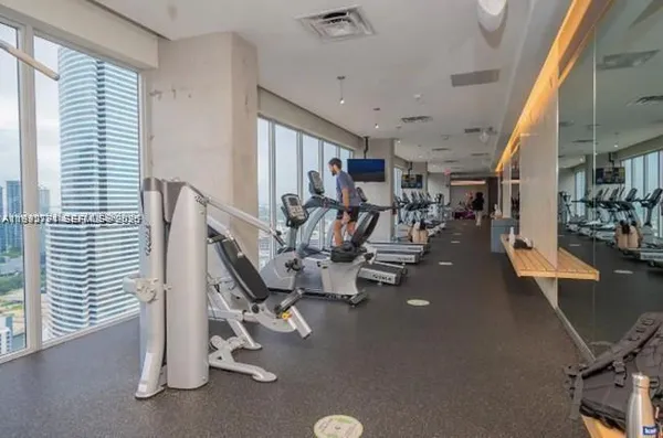 $3,800 | 151 Southeast 1st Street, Unit 3111, Miami, FL 33131