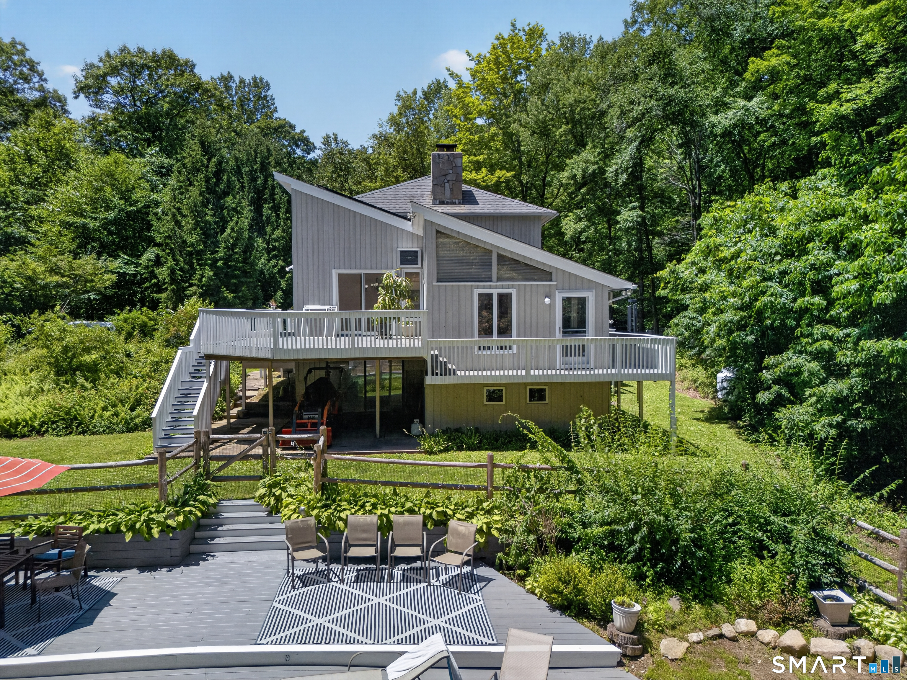 119 Peaceable Street Redding, CT 06896 - Photo 31 of 40
