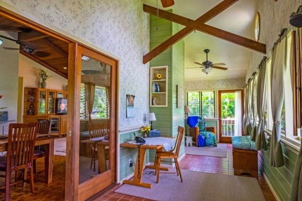 6280 Kalama Road Kapaa, HI 96746 - Photo 8 of 25 a living room with furniture