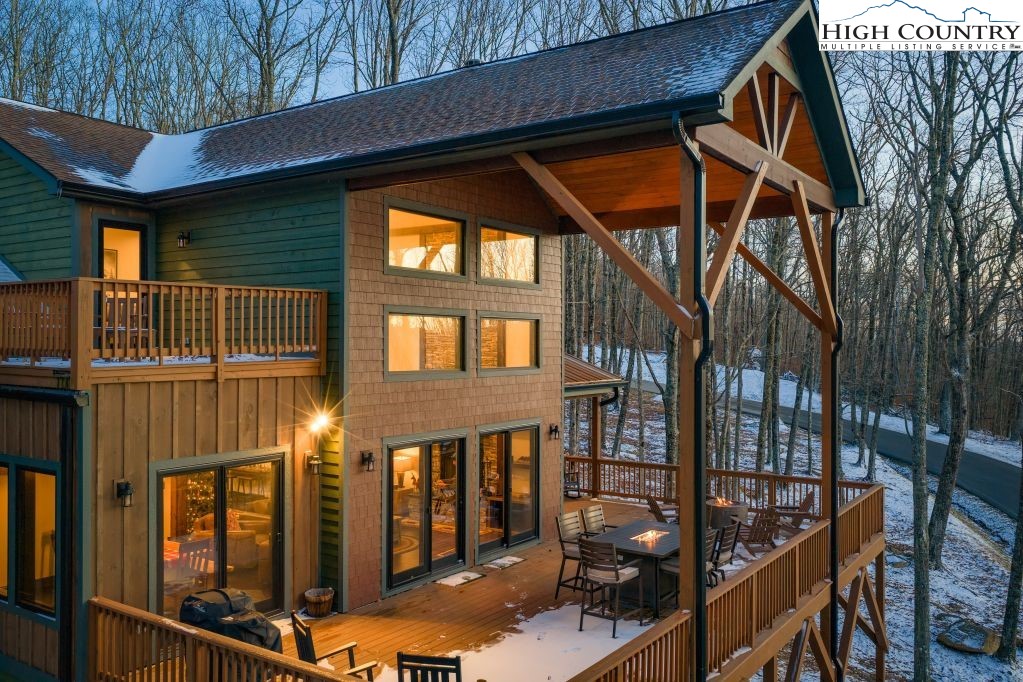 27 Timber Rock Trail Banner Elk, NC 28604 - Photo 4 of 45