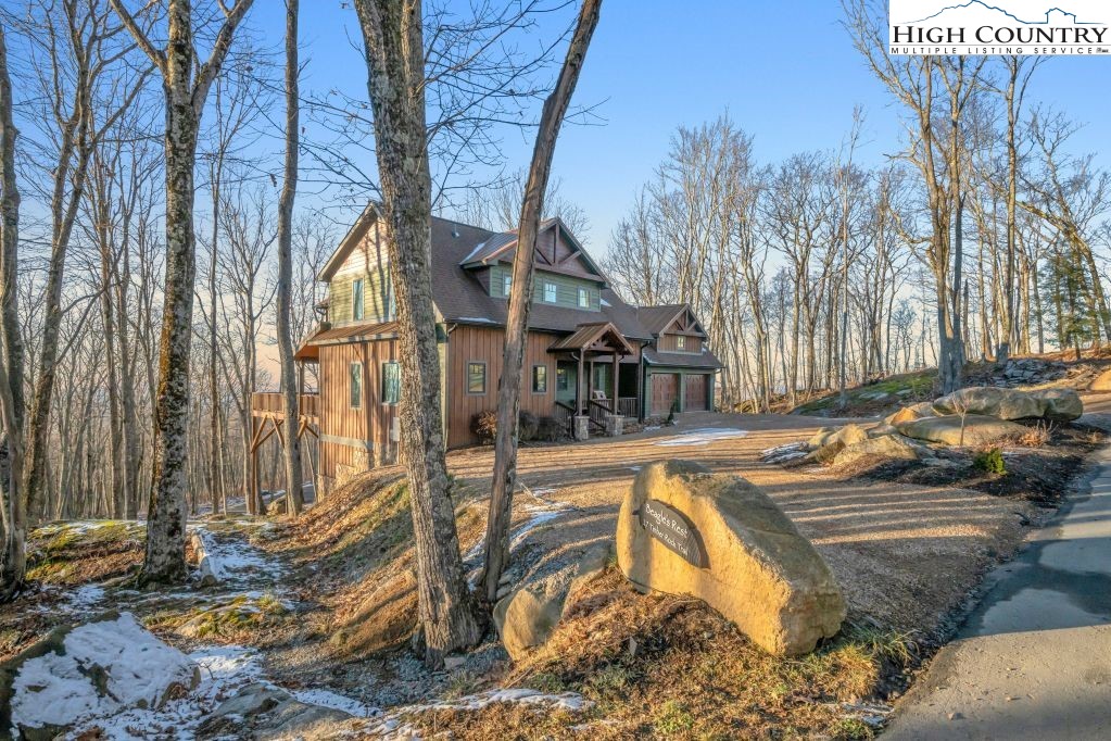 27 Timber Rock Trail Banner Elk, NC 28604 - Photo 43 of 45 a view of a backyard with swimming pool
