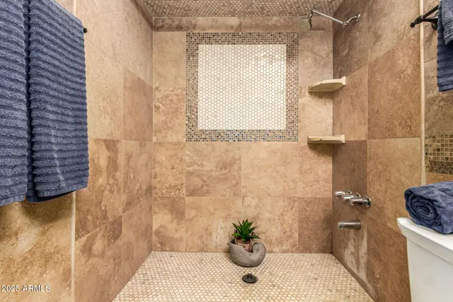 $235,000 | 19601 North 7th Street, Unit 1005, Phoenix, AZ 85024