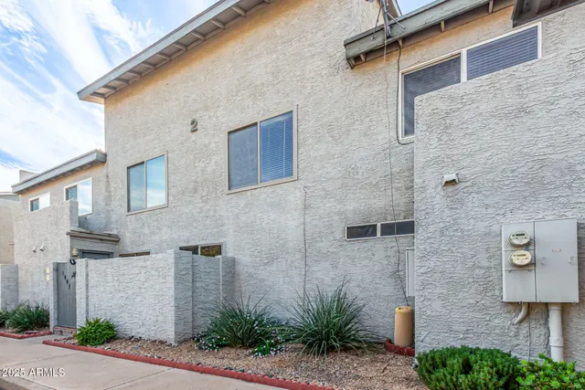 $235,000 | 19601 North 7th Street, Unit 1005, Phoenix, AZ 85024