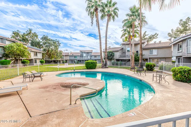 $235,000 | 19601 North 7th Street, Unit 1005, Phoenix, AZ 85024