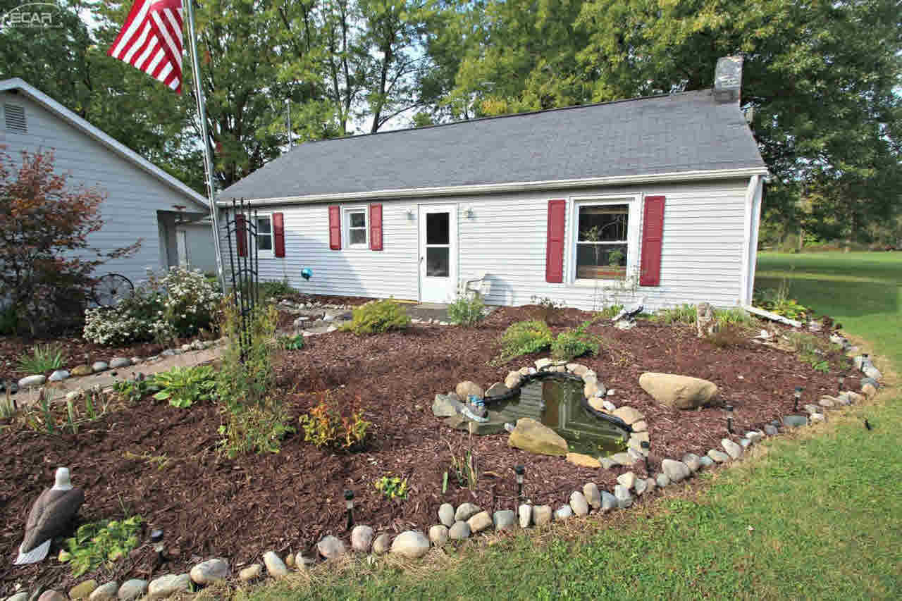 4217 North Linden Road Flint, MI 48504 - Photo 23 of 23 21378627-22.JPG