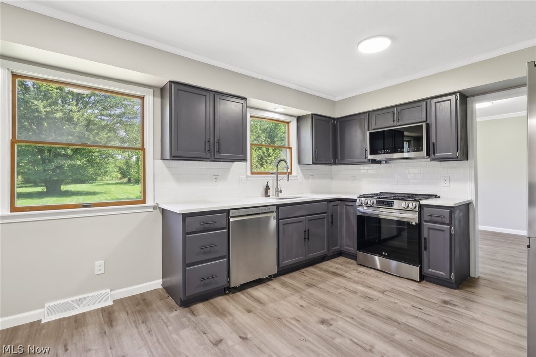 16363 Howe Road Strongsville, OH 44136 - Photo 8 of 47