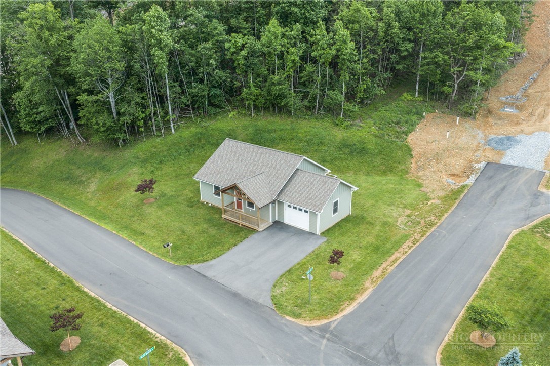 347 Townhomes Place, Unit 15 Boone, NC 28607 - Photo 28 of 32