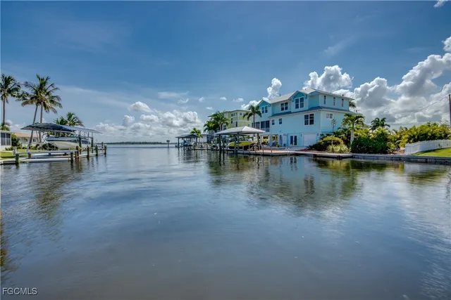 $699,000 | 2701 Bruce Street, Matlacha, FL 33993