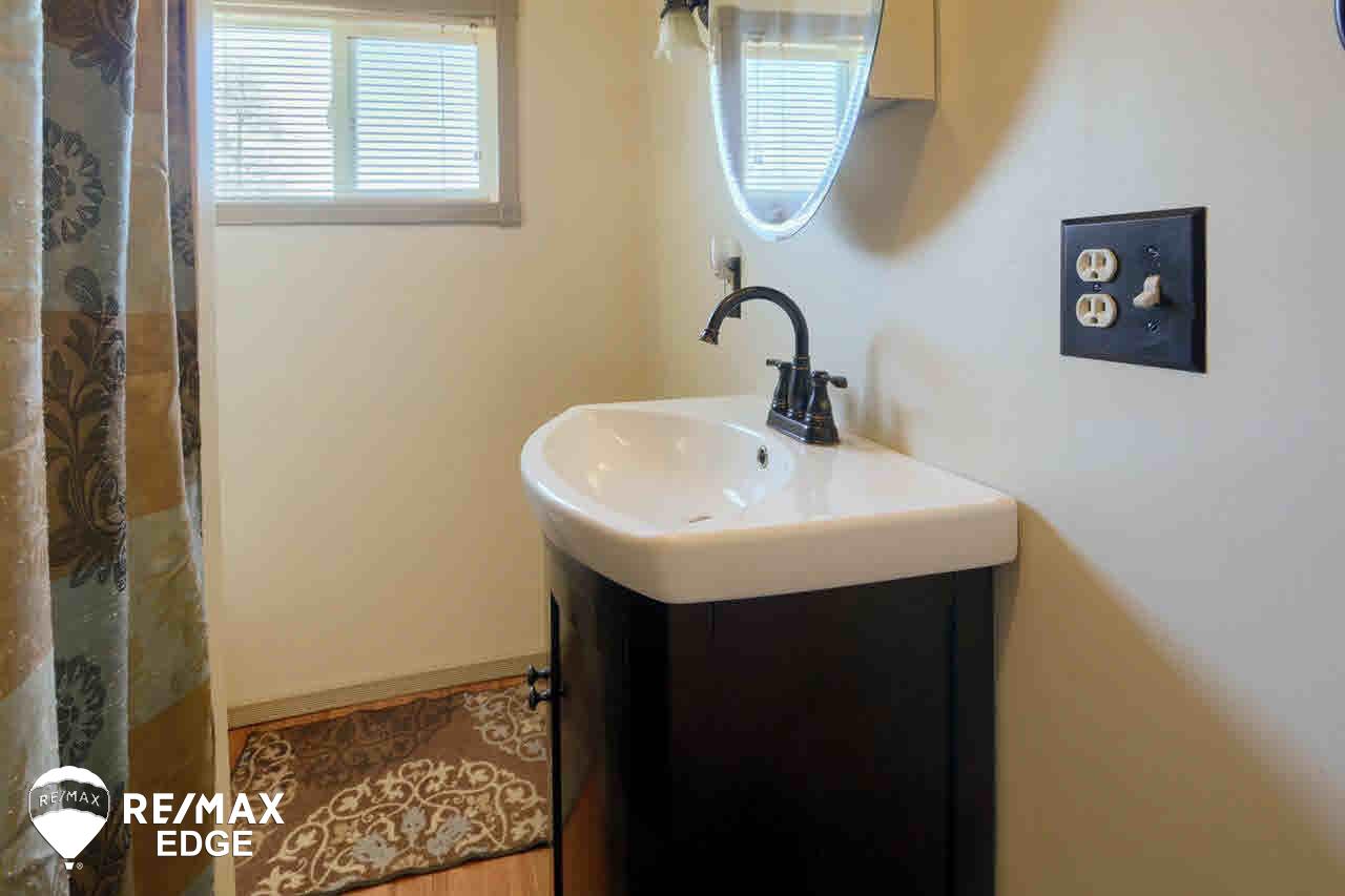 12141 Davison Road Davison, MI 48423 - Photo 24 of 27
