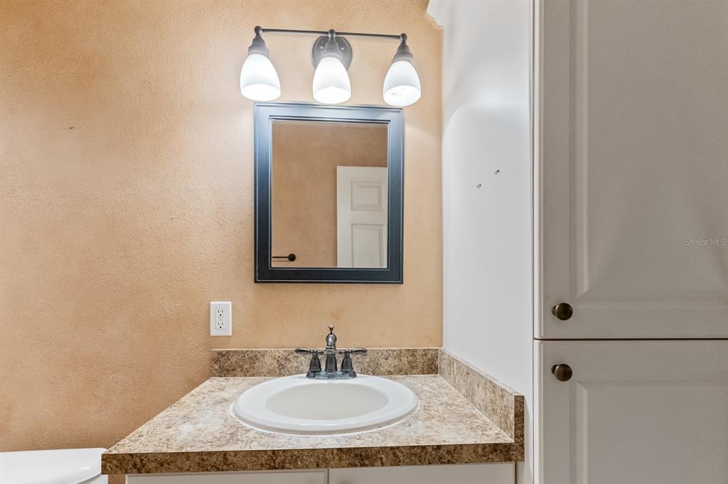 920 Hicks Road Lakeland, FL 33813 - Photo 22 of 30 Wood Vanity